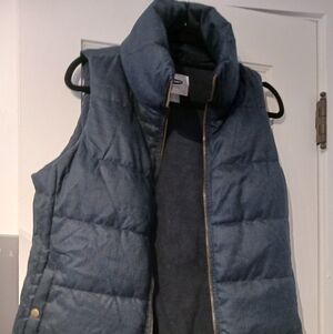 Women's Navy Puffer Vest